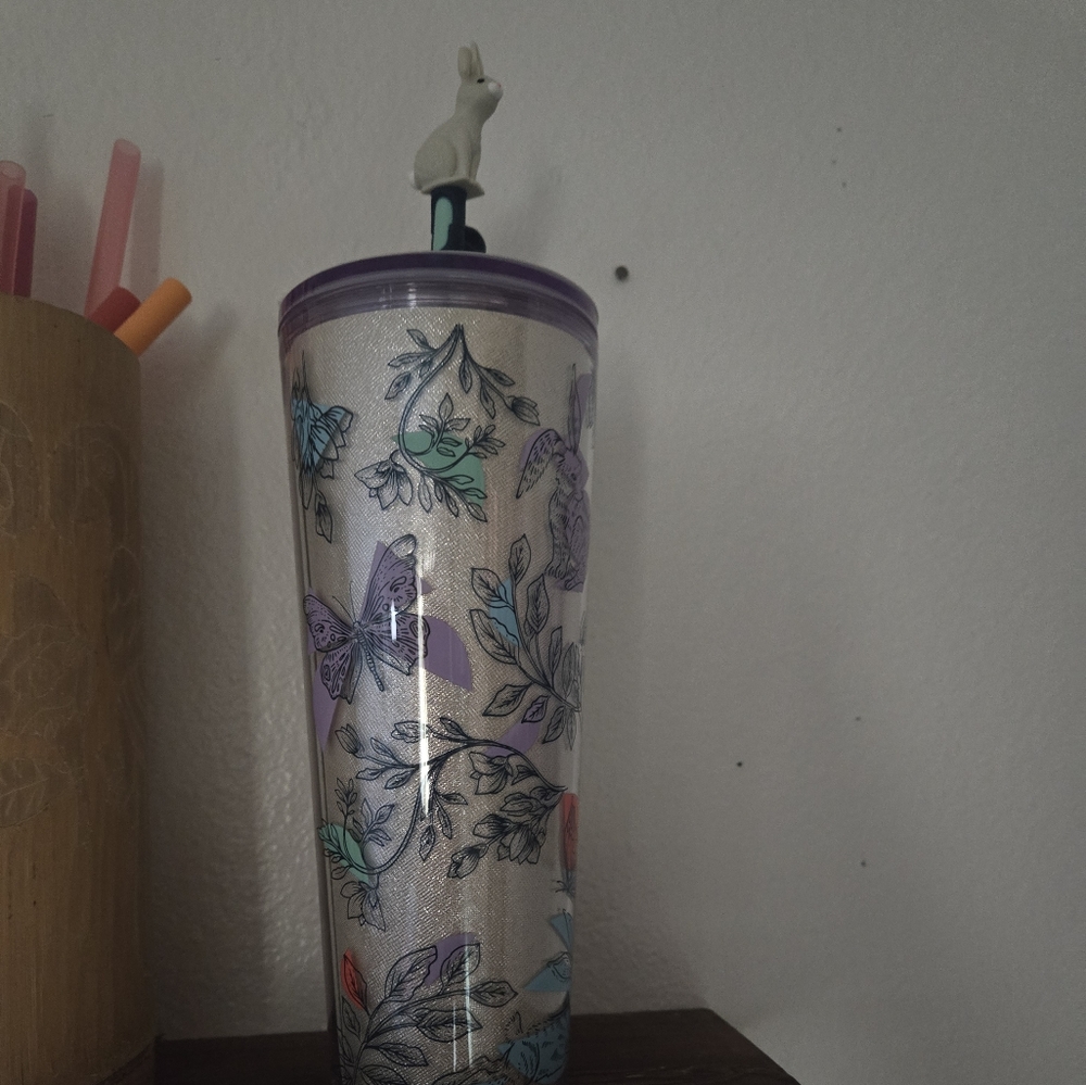 Starbucks venti cup